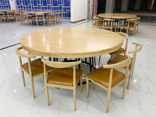 酒店餐桌