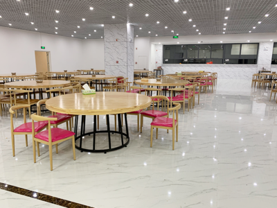 酒店餐桌
